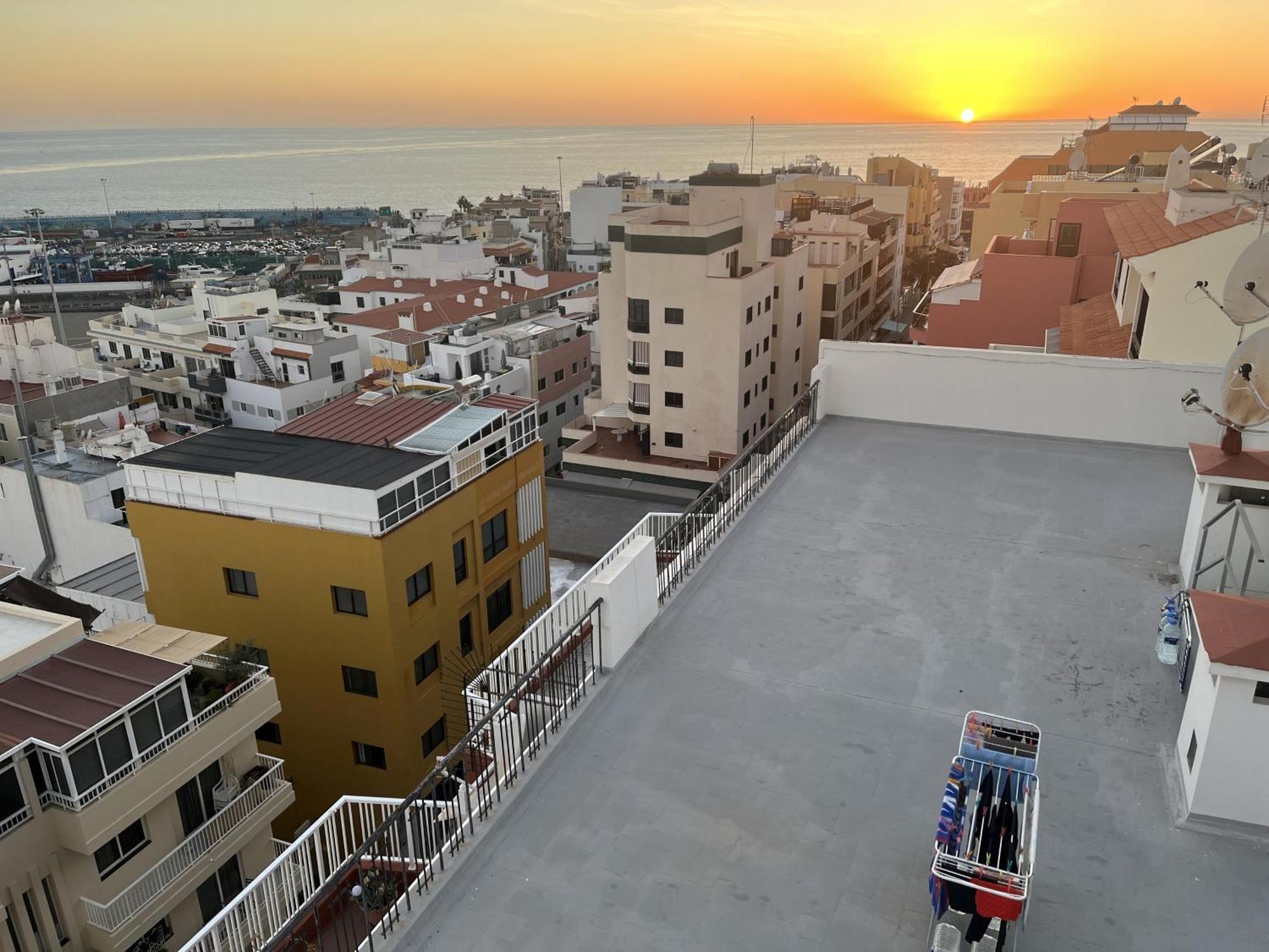 Appartement Edificio Gloria à Los Cristianos  Extérieur photo